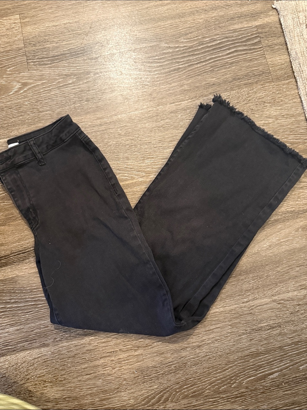 Zenana Outfitters Black Raw-Hem Wide Leg Jeans